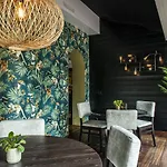 Restaurant St. Lambert 호텔