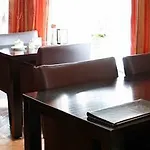 מלון Restaurant St. Lambert 2*