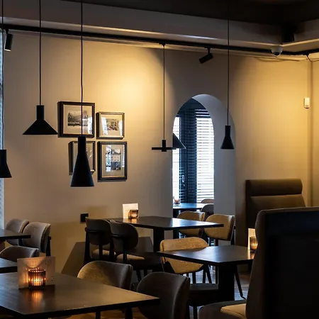 Hotel Restaurant St. Lambert 2*