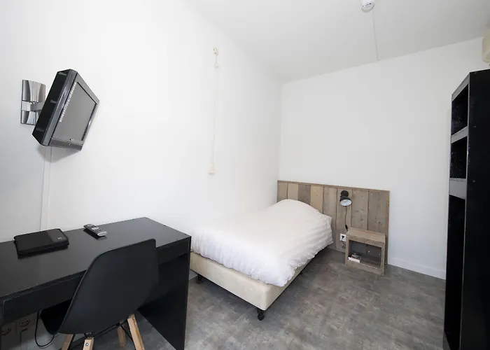 Restaurant St. Lambert Χέλμοντ